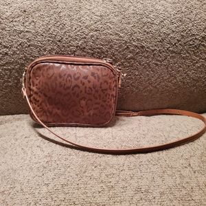 Gun Tote’n Mamas Leopard Print Concealed Carry Holster Small Crossbody Purse